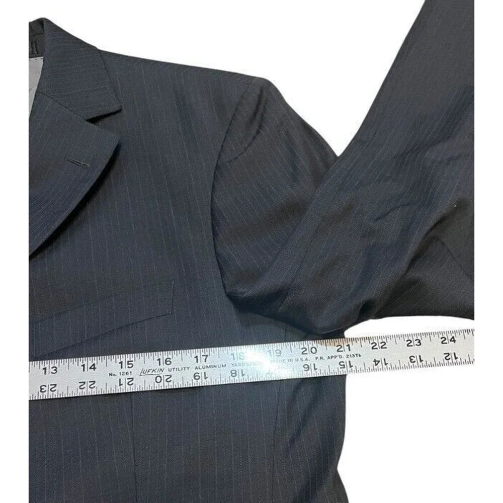 Hugo BOSS Rossellini Cinema Pinstripe Three Button Wool Sport Coat Mens Size 38R